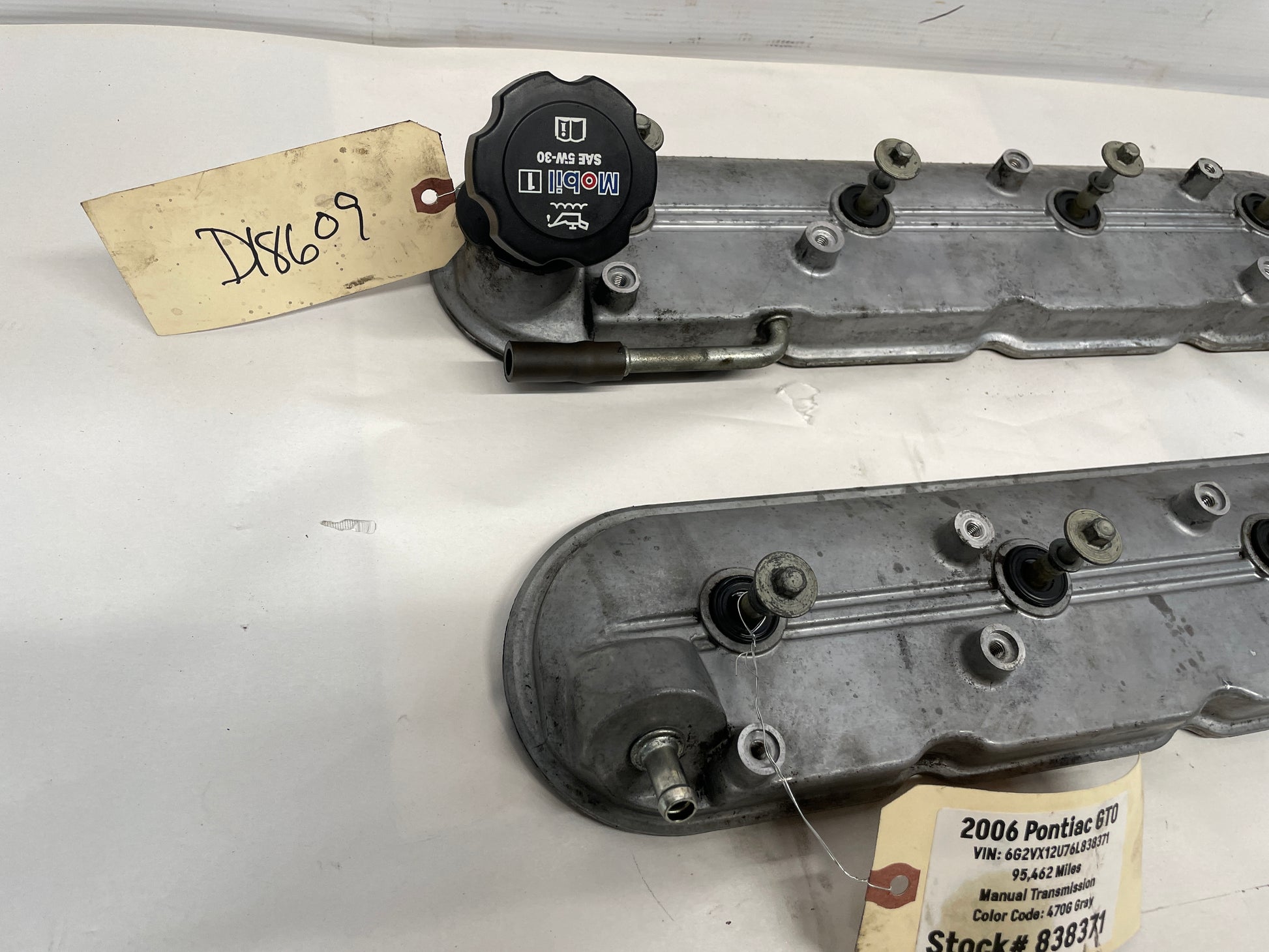 2006 Pontiac GTO RH & LH Engine Motor Valve Cover Set OEM LS1 LS2 LS3 LS6 - Day's Parts Yard