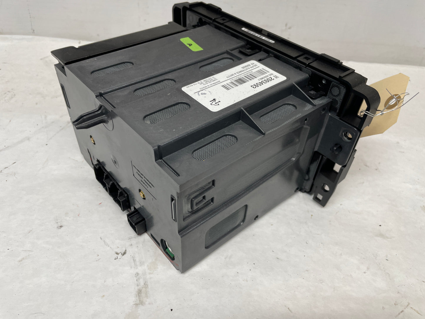 2013 GMC Sierra C1500 SLE CD Radio Ipod USB input & 3.5 MP3 OEM - Day's Parts Yard