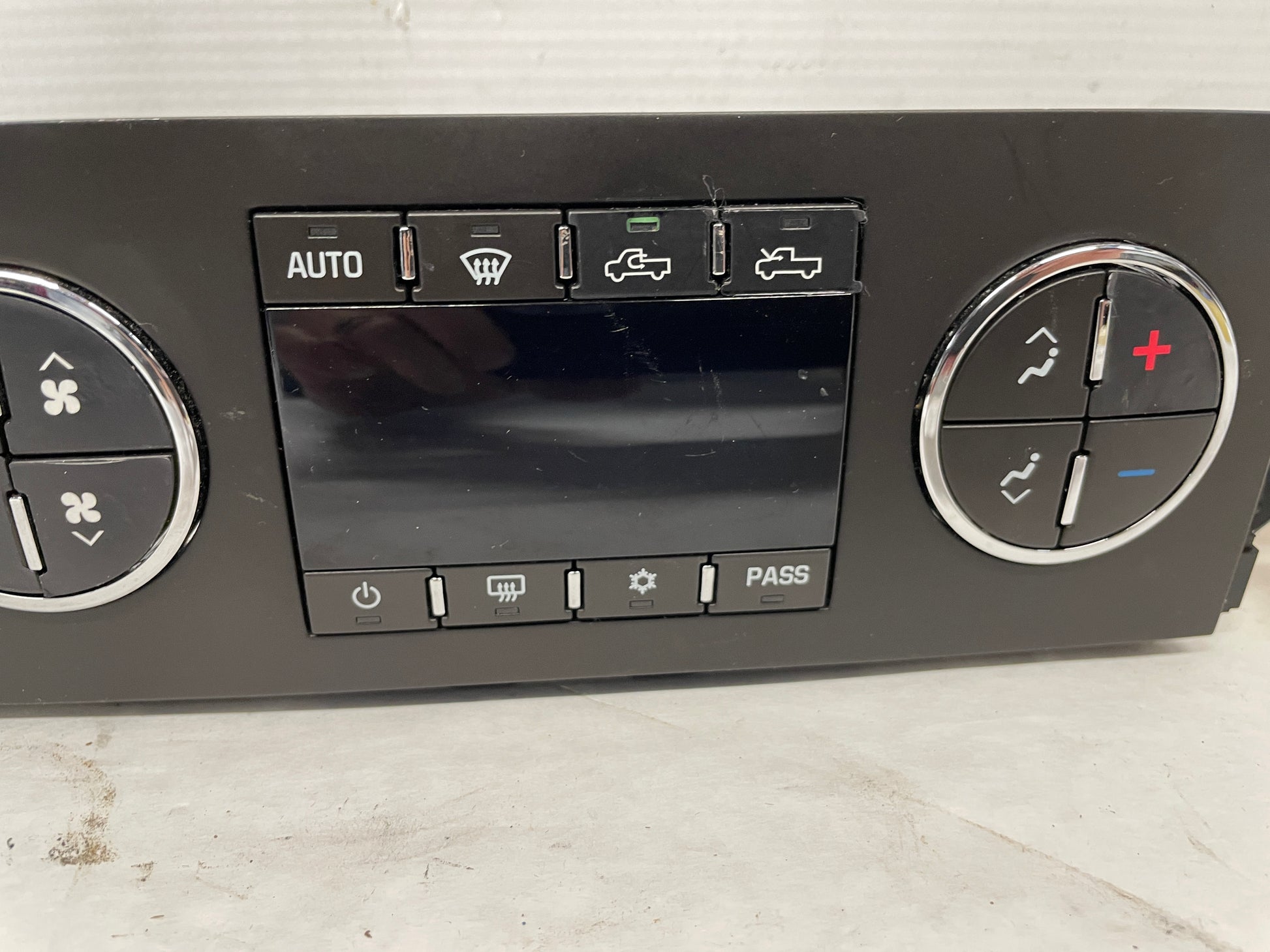 2013 GMC Sierra C1500 SLE Temperature AC Heat Climate Control OEM - Day's Parts Yard