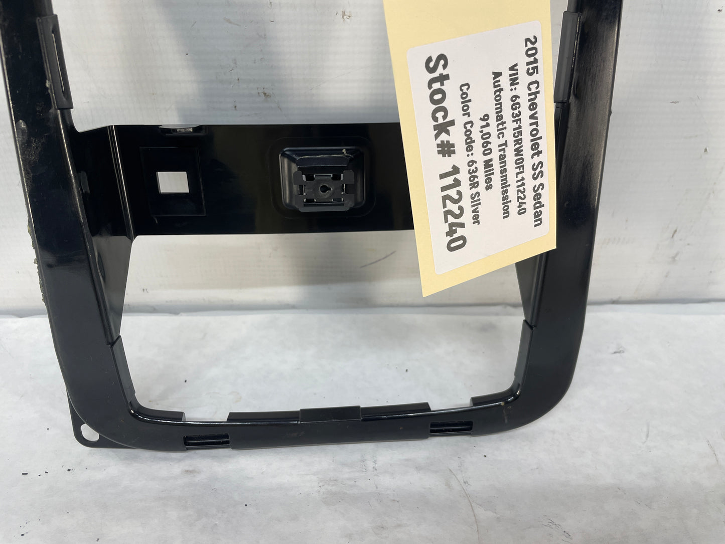 2015 Chevy SS Sedan Hardtop Over Head Console Dome Light Frame Bracket Bezel OEM