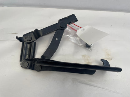 2015 Chevy Camaro SS RH & LH Hood Hinges  OEM - Day's Parts Yard