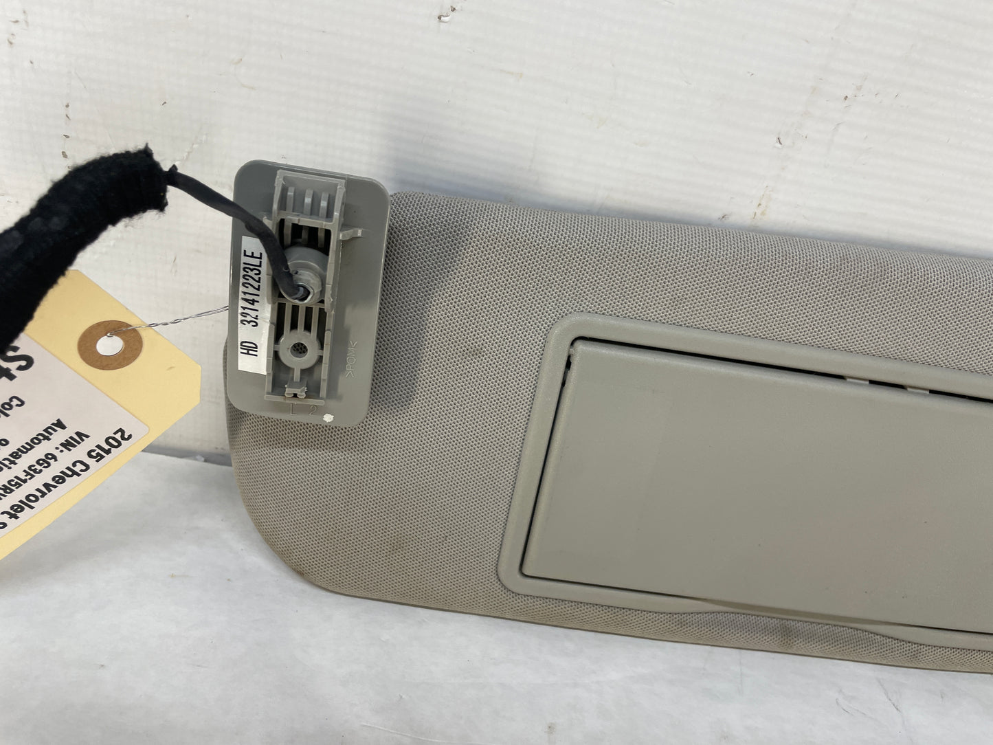 2015 Chevy SS Sedan RH & LH Sun Visor Sunvisor w/ Clips OEM