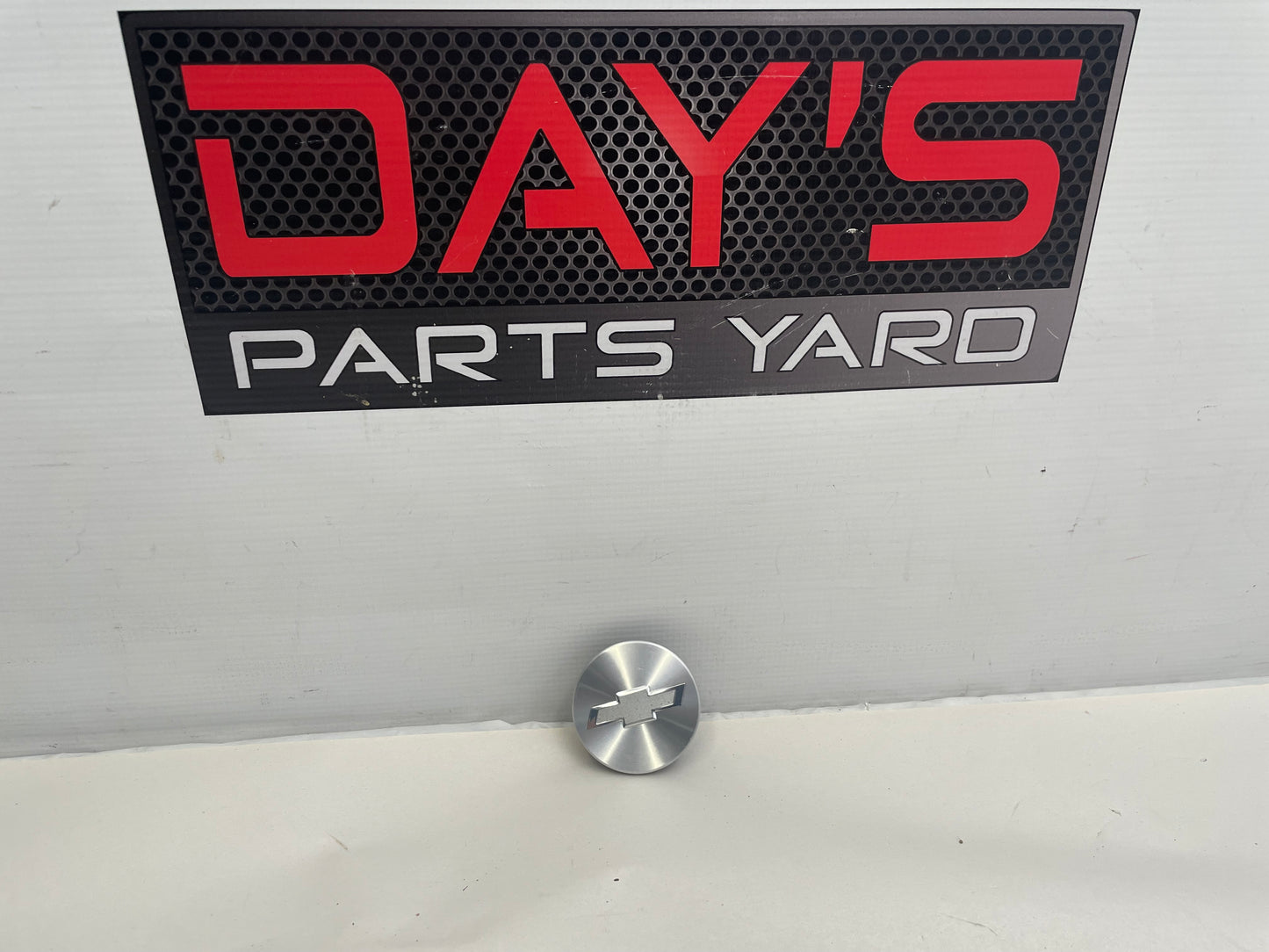 2015 Chevy Camaro SS Wheel Center Cap OEM - Day's Parts Yard