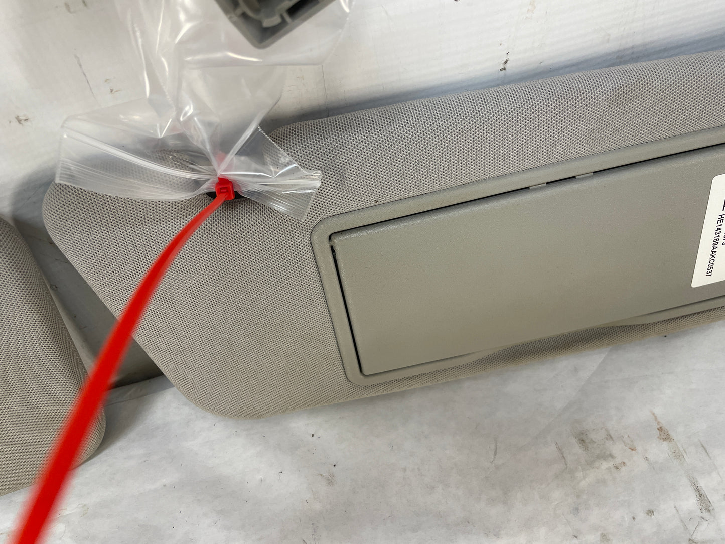 2015 Chevy SS Sedan RH & LH Sun Visor Sunvisor w/ Clips OEM