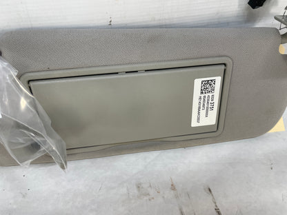 2015 Chevy SS Sedan RH & LH Sun Visor Sunvisor w/ Clips OEM