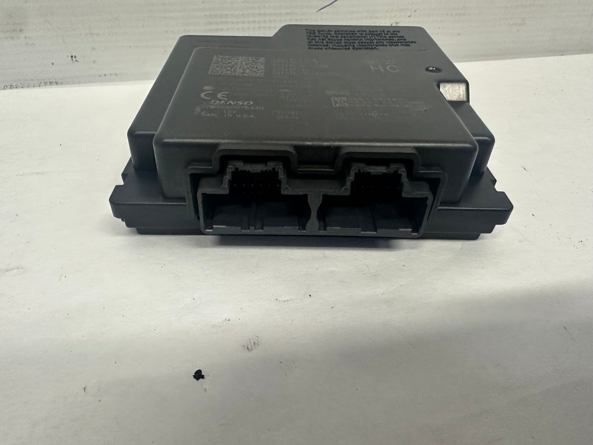 2017 Chevy Camaro SS Keyless Entry Module OEM - Day's Parts Yard