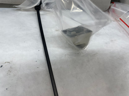 2015 Chevy SS Sedan RH & LH Sun Visor Sunvisor w/ Clips OEM