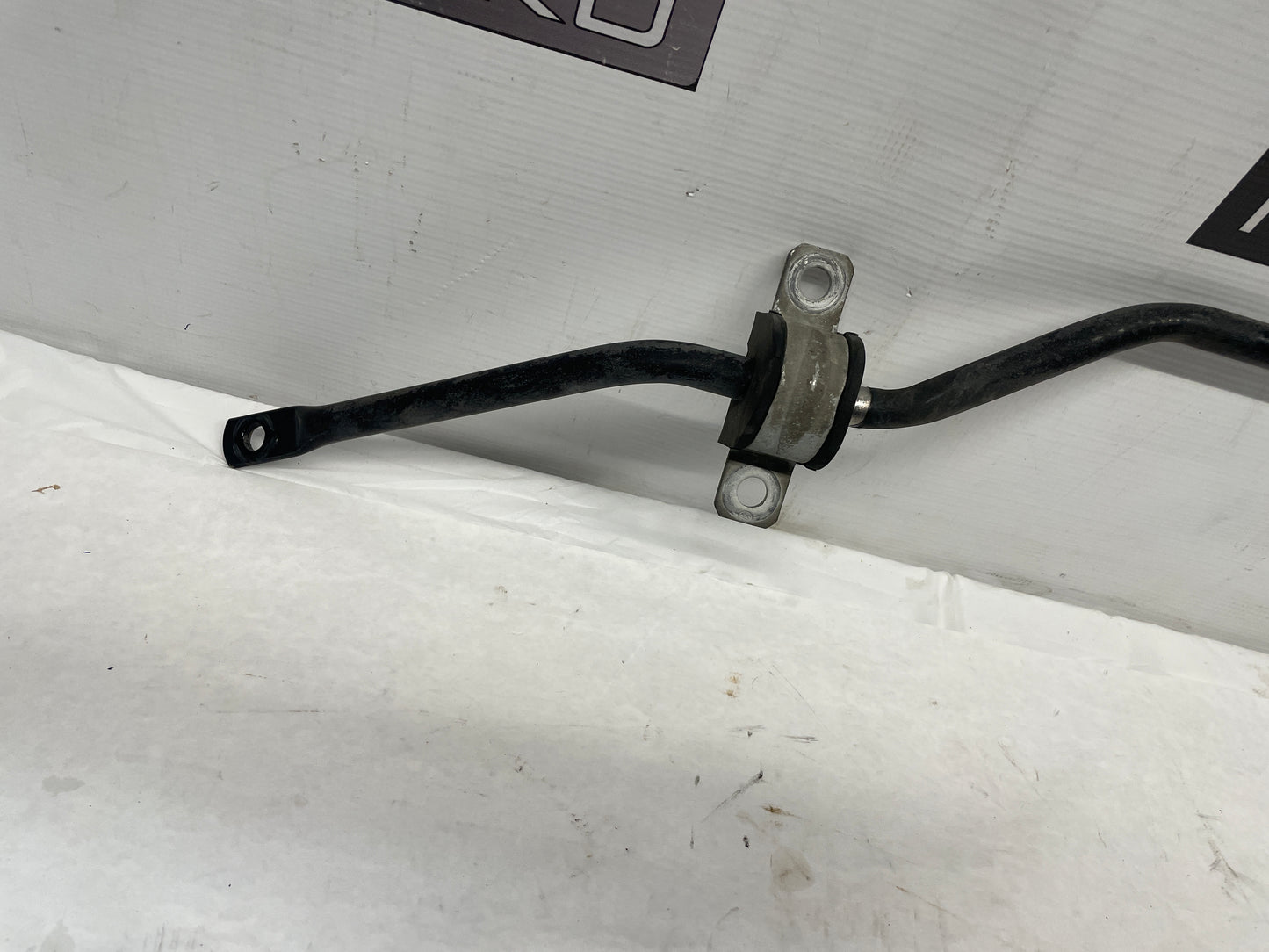 2008 Chevy Corvette Rear Stabilizer Sway Bar OEM - Day's Parts Yard