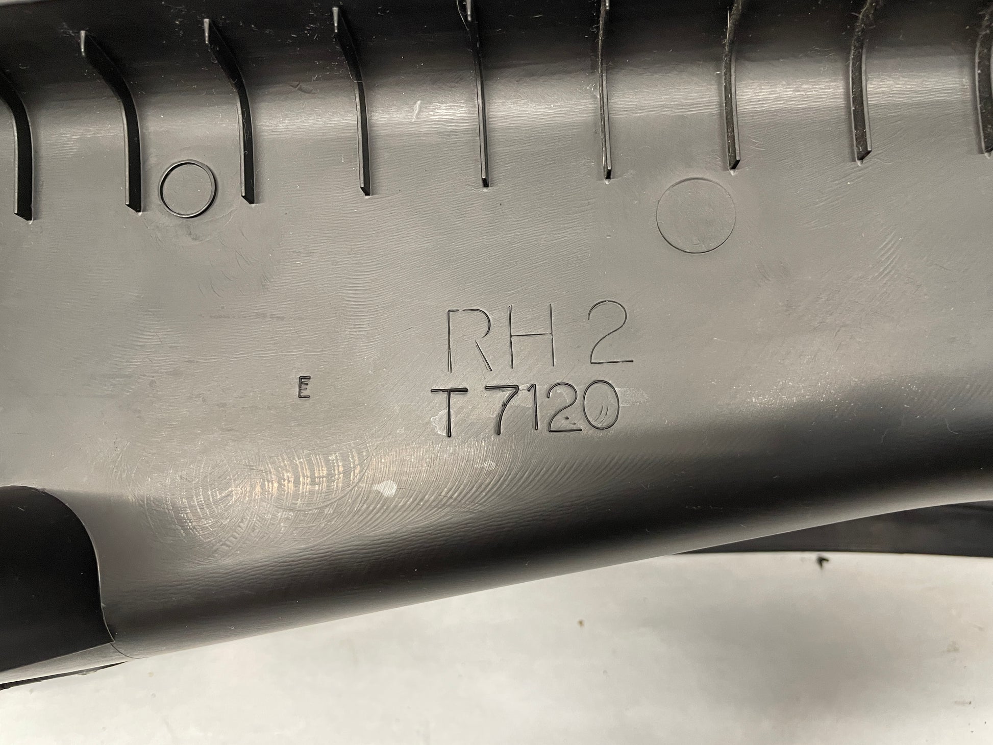 2013 GMC Sierra C1500 SLE RH Passenger Rear C Pillar Trim OEM - Day's Parts Yard