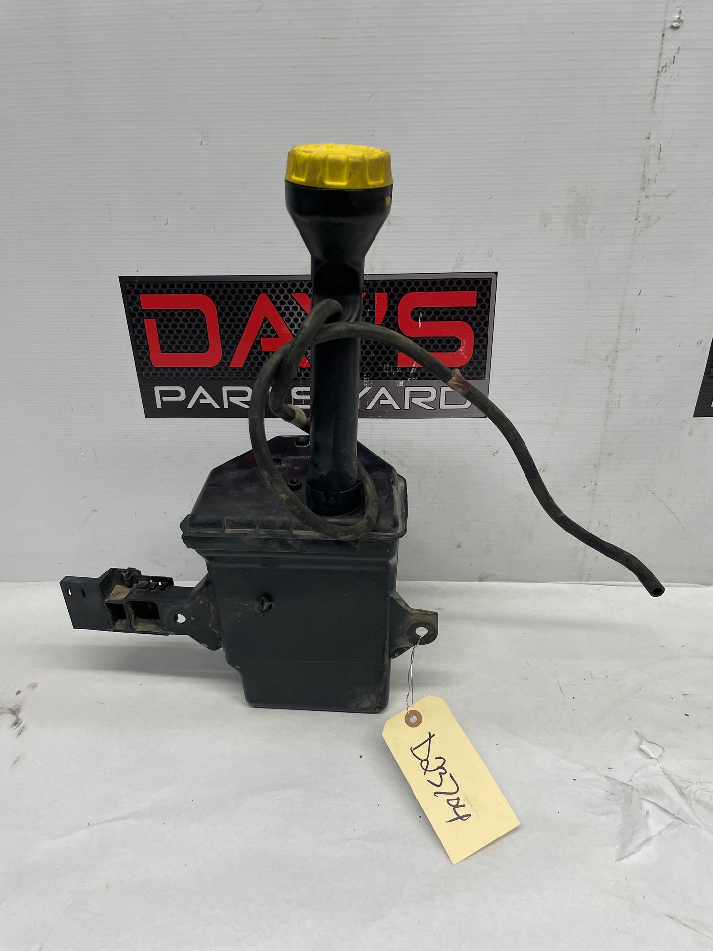 2013 Chevy Caprice Coolant Recovery Reservoir Overflow Tank Bottle OEM - Day's Parts Yard