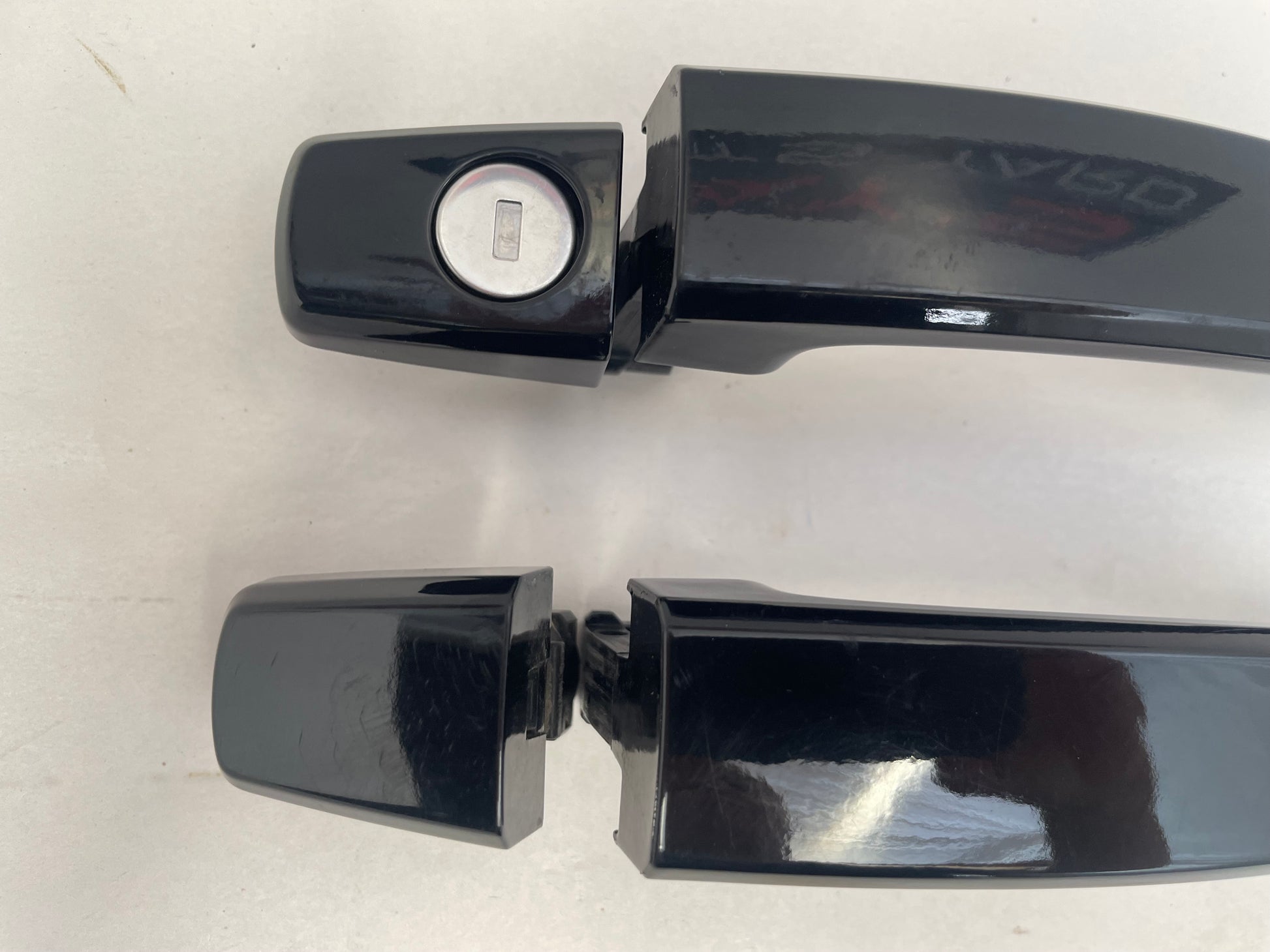 2015 Chevy Camaro SS RH & LH Exterior Door Handles OEM - Day's Parts Yard