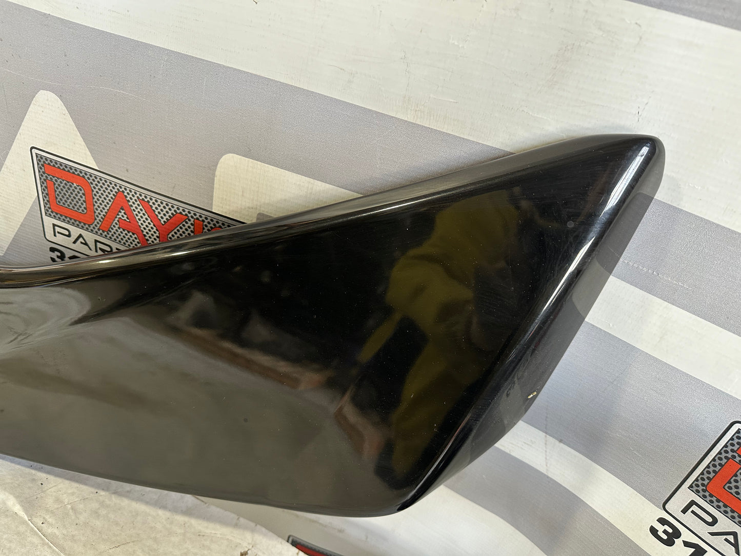2017 Chevy Camaro ZL1 Trunk Deck Lid Rear Spoiler Wing OEM