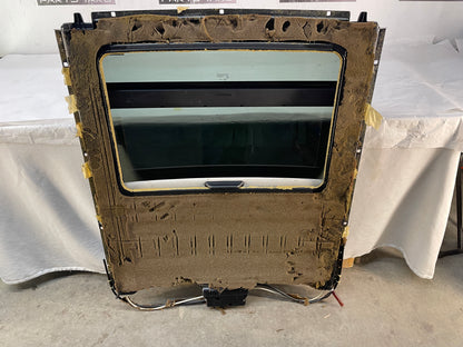 2009 Cadillac CTS-V Sedan Sunroof Sun Moon Moonroof Roof OEM - Day's Parts Yard