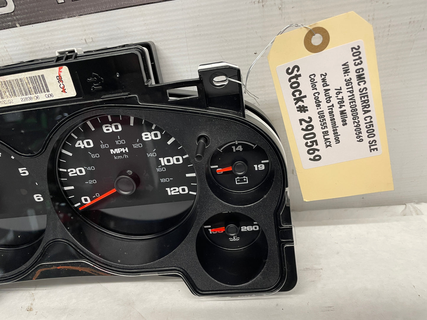 2013 GMC Sierra C1500 SLE Speedometer Gauge Cluster Instrument Panel OEM