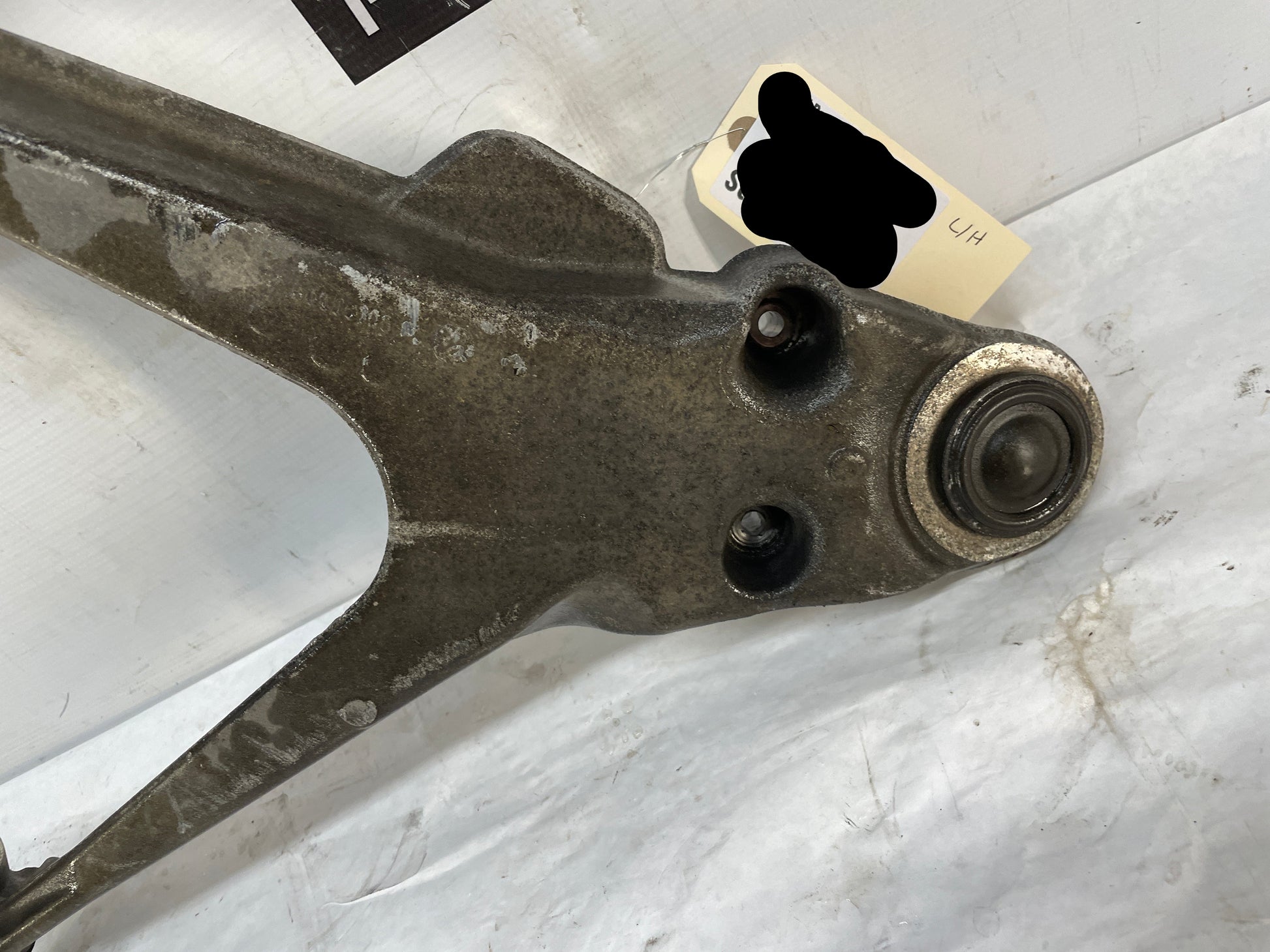 2008 Chevy C6 Corvette LH Driver Front Suspension Lower Control Arm OEM - Day's Parts Yard