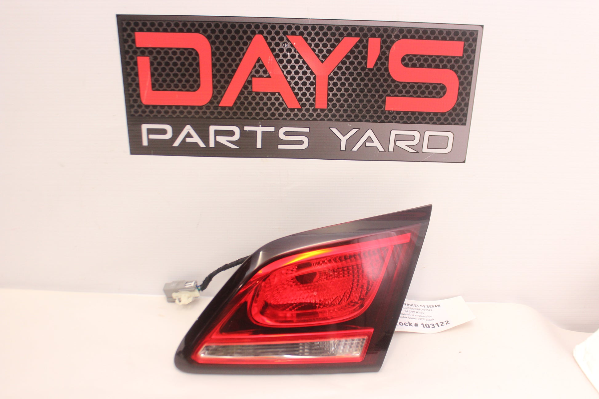 2015 Chevy SS Sedan RH Passenger Inner Tail Light Lamp OEM - Day's Parts Yard