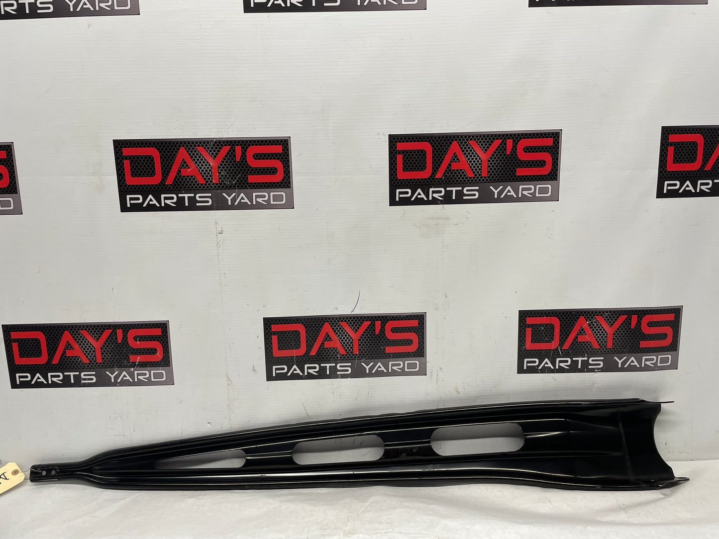 2002 Chevy Camaro Z28 Rearend Rear Suspension End Factory Torque Arm OEM - Day's Parts Yard