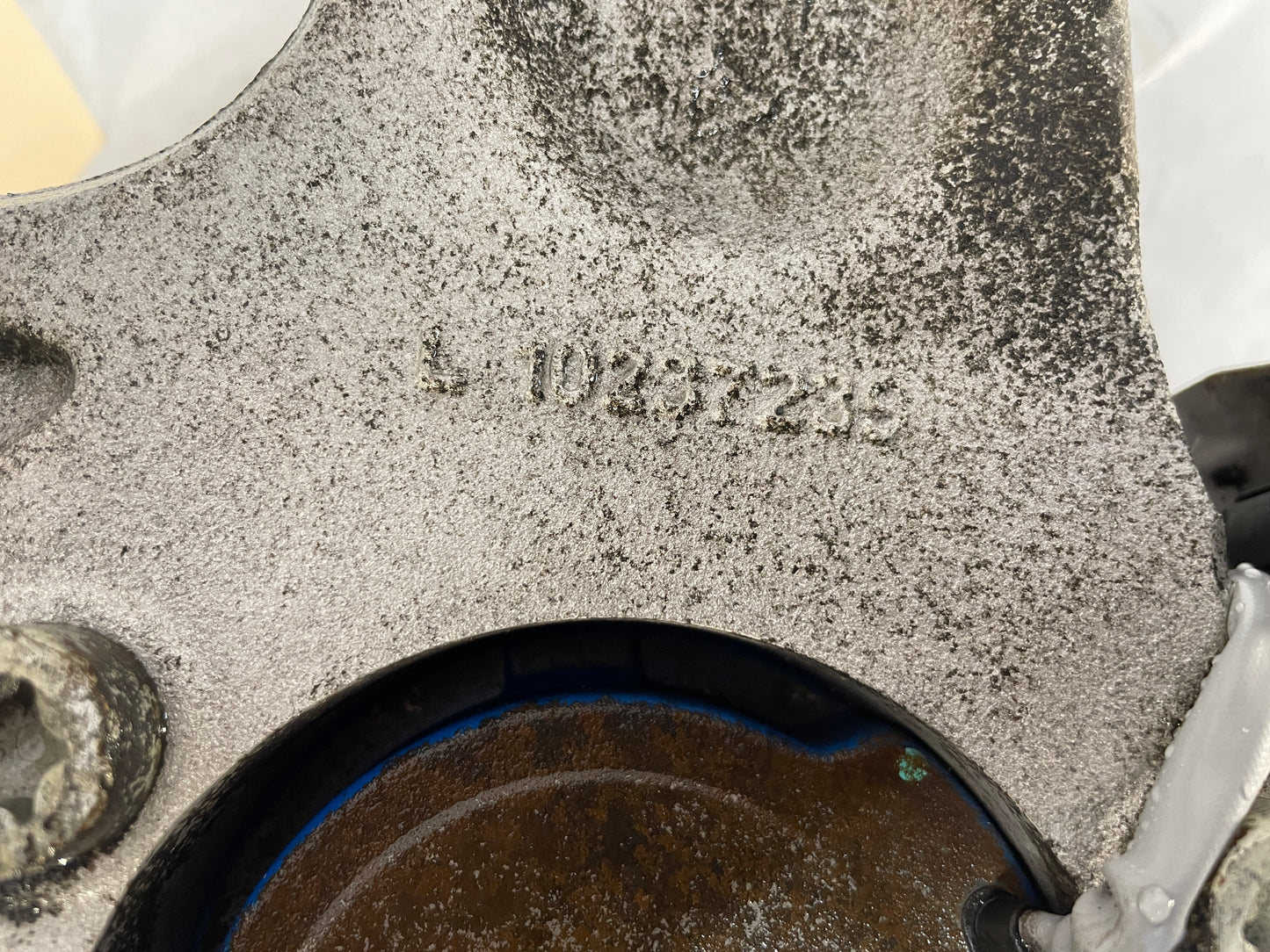 2008 Chevy C6 Corvette LH Driver Front Suspension Spindle Knuckle Hub OEM