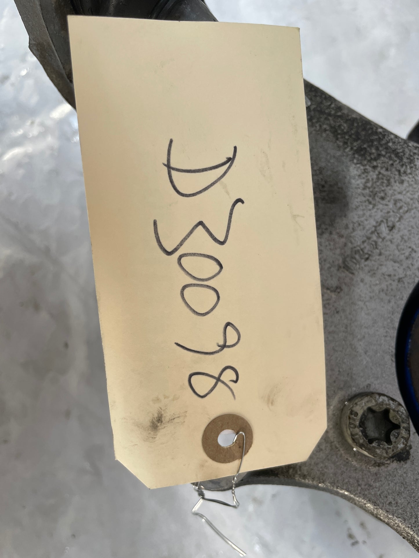 2008 Chevy C6 Corvette LH Driver Front Suspension Spindle Knuckle Hub OEM