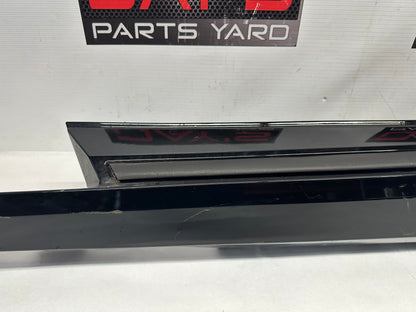 2017 Chevy Camaro SS LH Driver Rocker Molding OEM - Day's Parts Yard