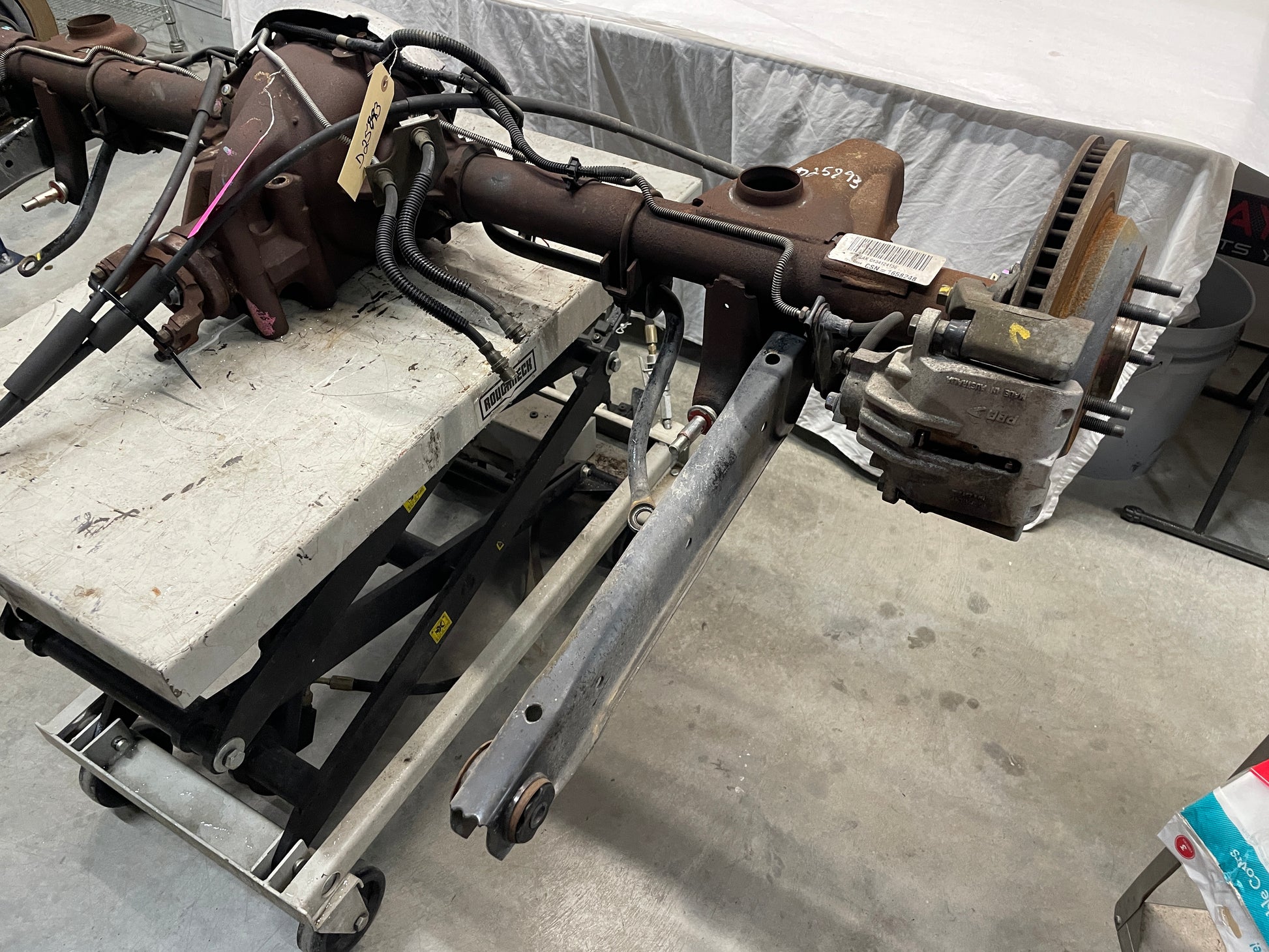 2002 Chevy Camaro Z28 Rear End Rearend Axle Carrier Differential 3.42 LSD OEM - Day's Parts Yard