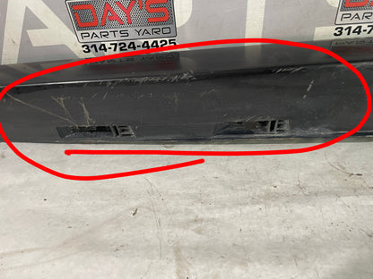 2009 Pontiac G8 LH Driver Rocker Molding Panel OEM - Day's Parts Yard