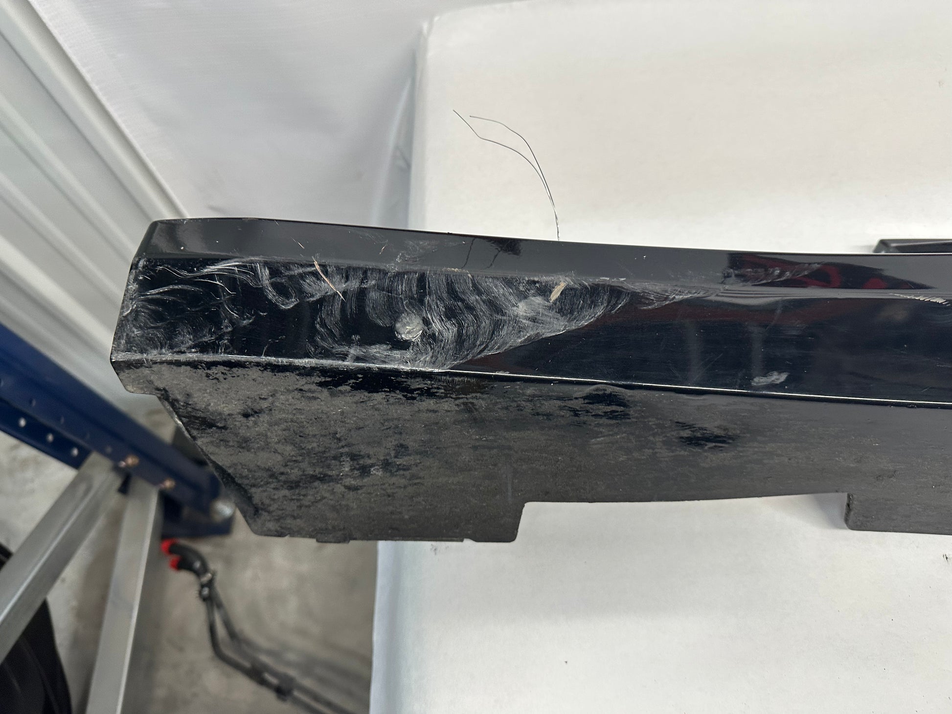 2017 Chevy Camaro SS LH Driver Rocker Molding OEM - Day's Parts Yard