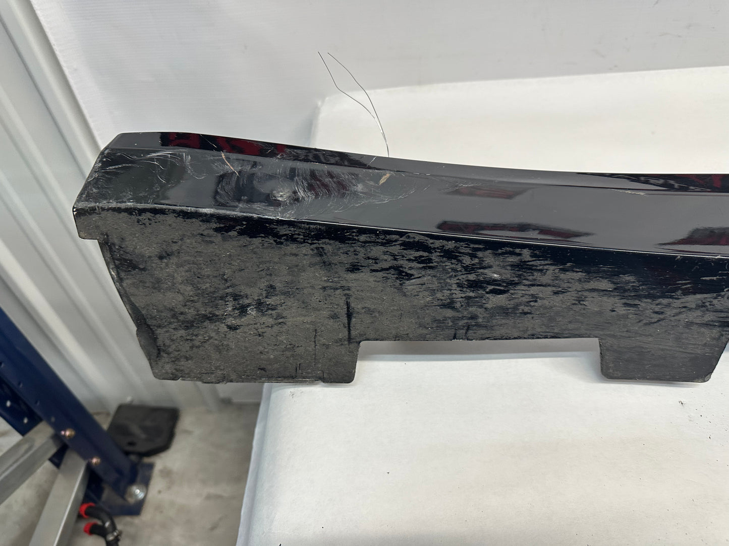 2017 Chevy Camaro SS LH Driver Rocker Molding OEM - Day's Parts Yard