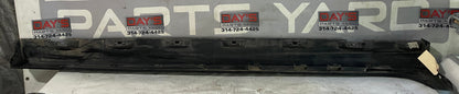 2009 Pontiac G8 LH Driver Rocker Molding Panel OEM - Day's Parts Yard