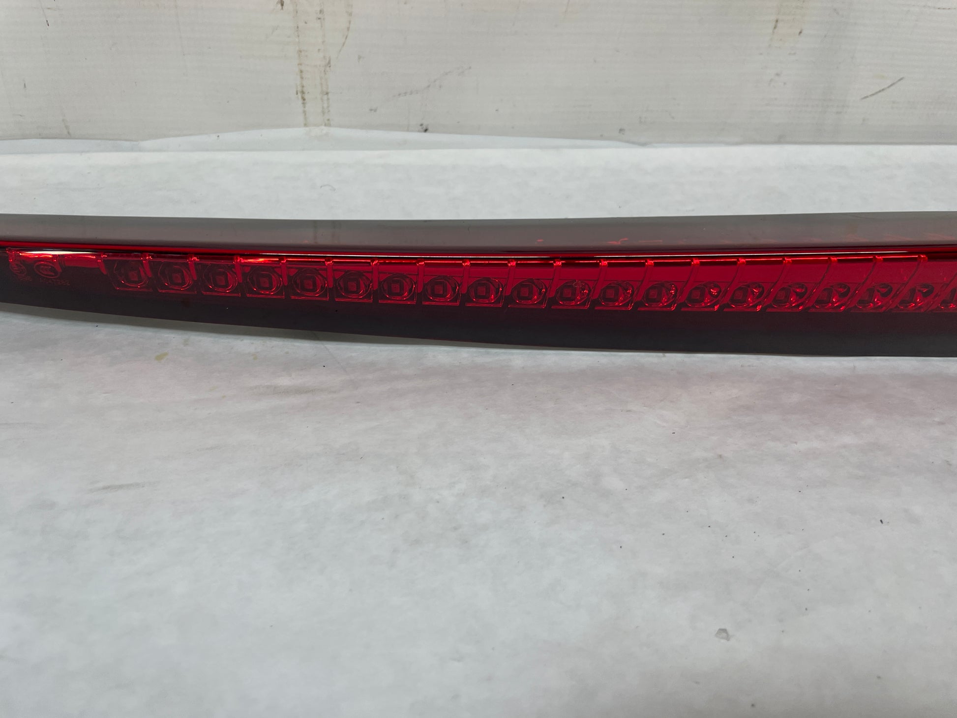 2009 Cadillac CTS-V Sedan Trunk Deck Lid 3rd Third High Mount Brake Tail Light Lamp OEM - Day's Parts Yard