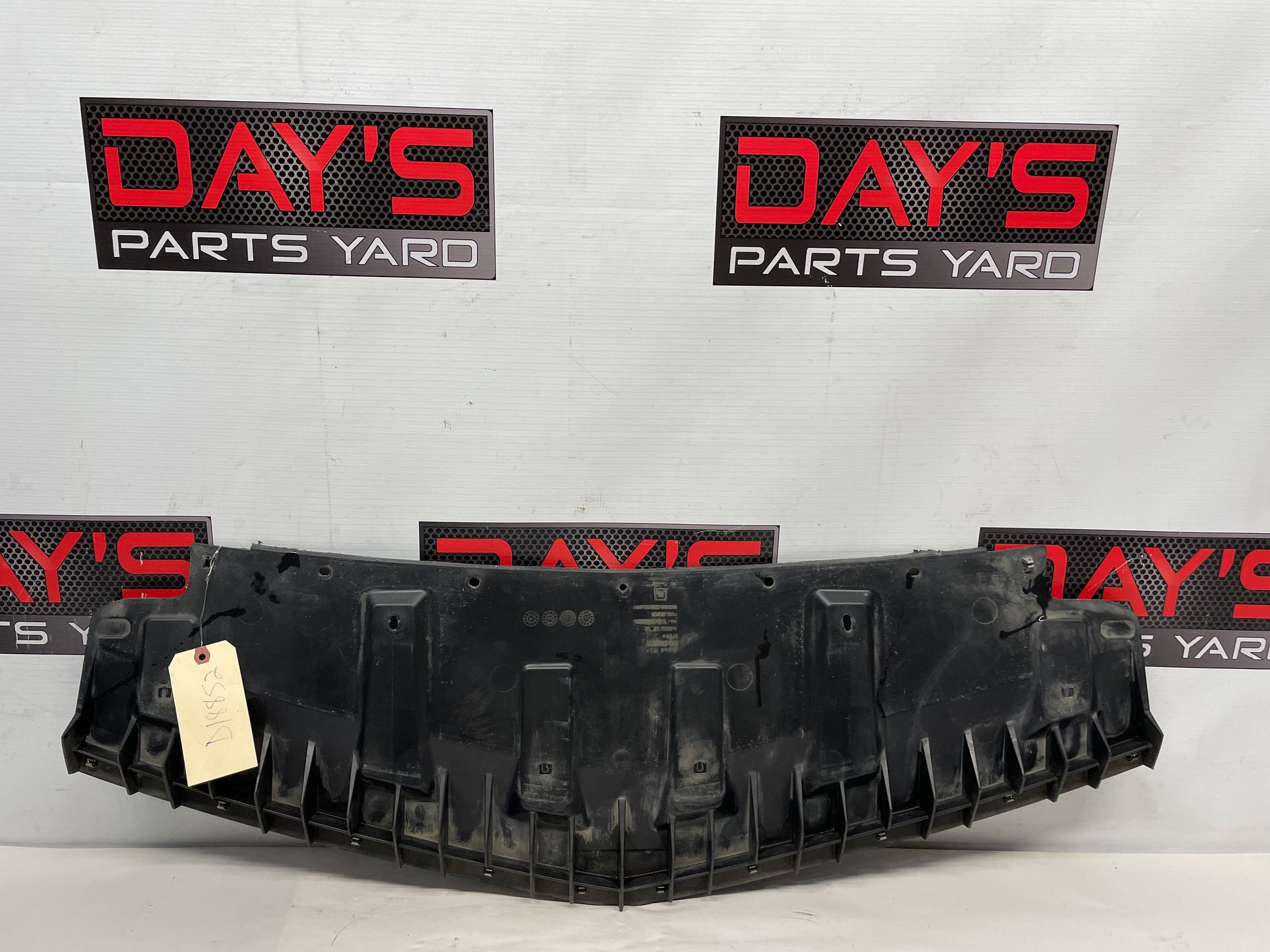 2014 Chevy Camaro ZL1 Front Bumper Lower Support Fascia OEM - Day's Parts Yard