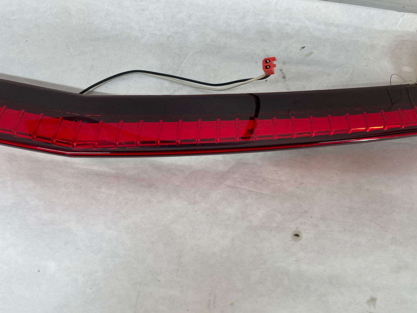 2009 Cadillac CTS-V Sedan Trunk Deck Lid 3rd Third High Mount Brake Tail Light Lamp OEM - Day's Parts Yard
