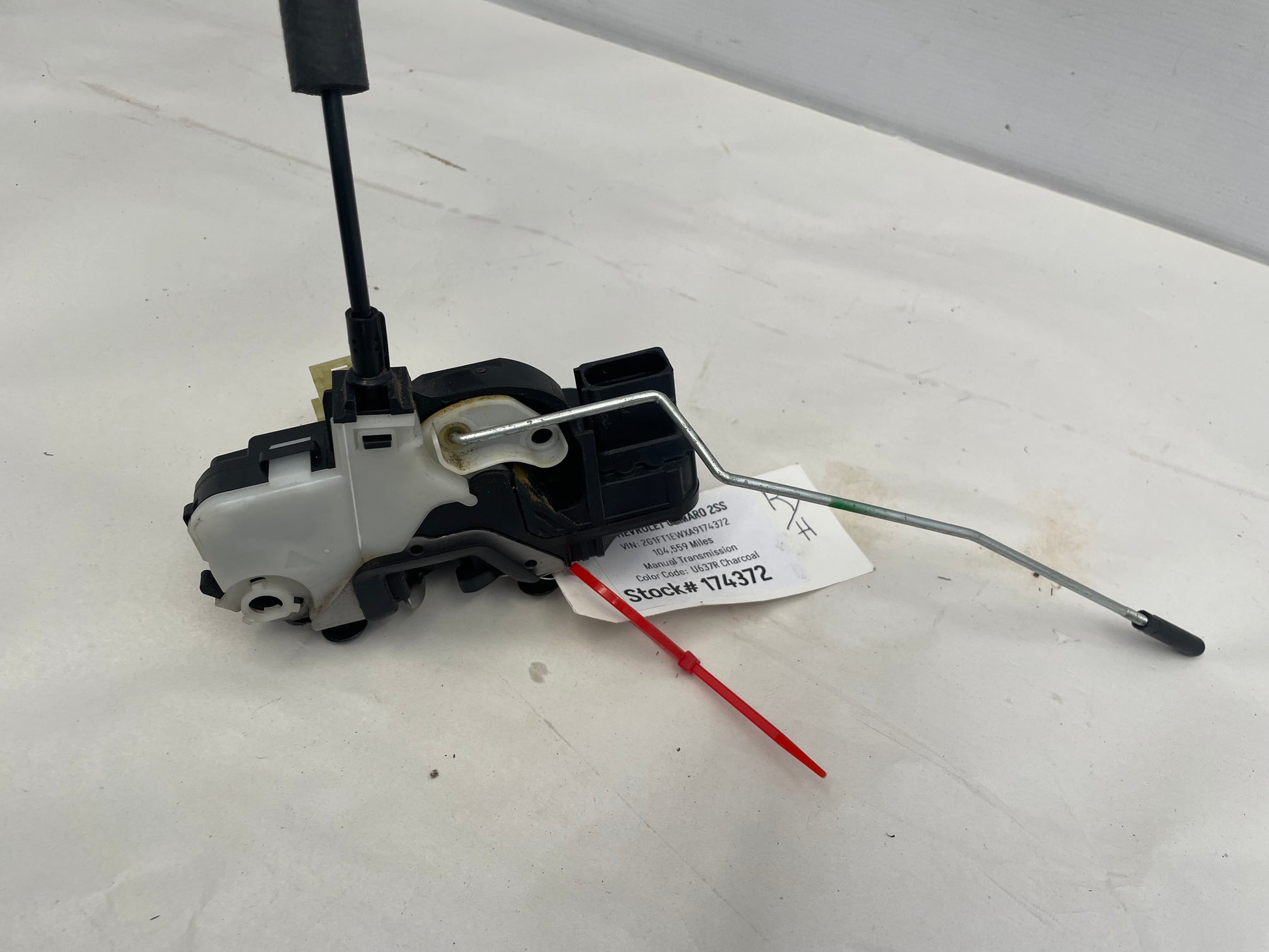 2010 Chevy Camaro SS Front RH Passenger Door Lock Actuator OEM - Day's Parts Yard