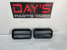 2017 Chevy SS Sedan RH & LH Rear Quarter Air Pressure Vent Grill OEM - Day's Parts Yard