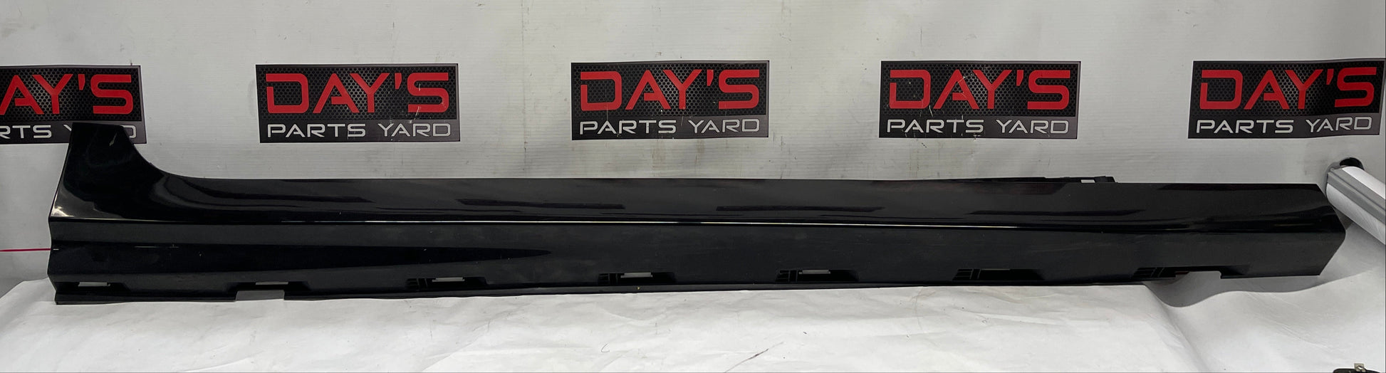 2016 Chevy SS Sedan RH Passenger Rocker Molding Side Skirt Panel Trim Black OEM - Day's Parts Yard