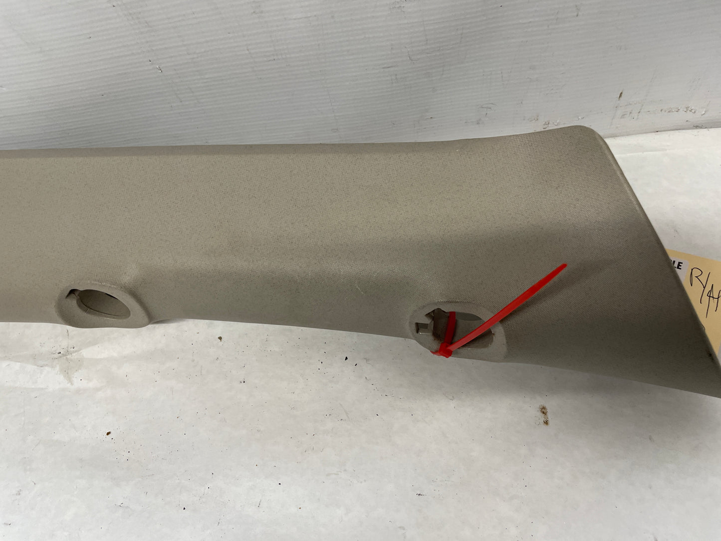 2013 GMC Sierra C1500 SLE RH & LH A Pillar Trim OEM - Day's Parts Yard