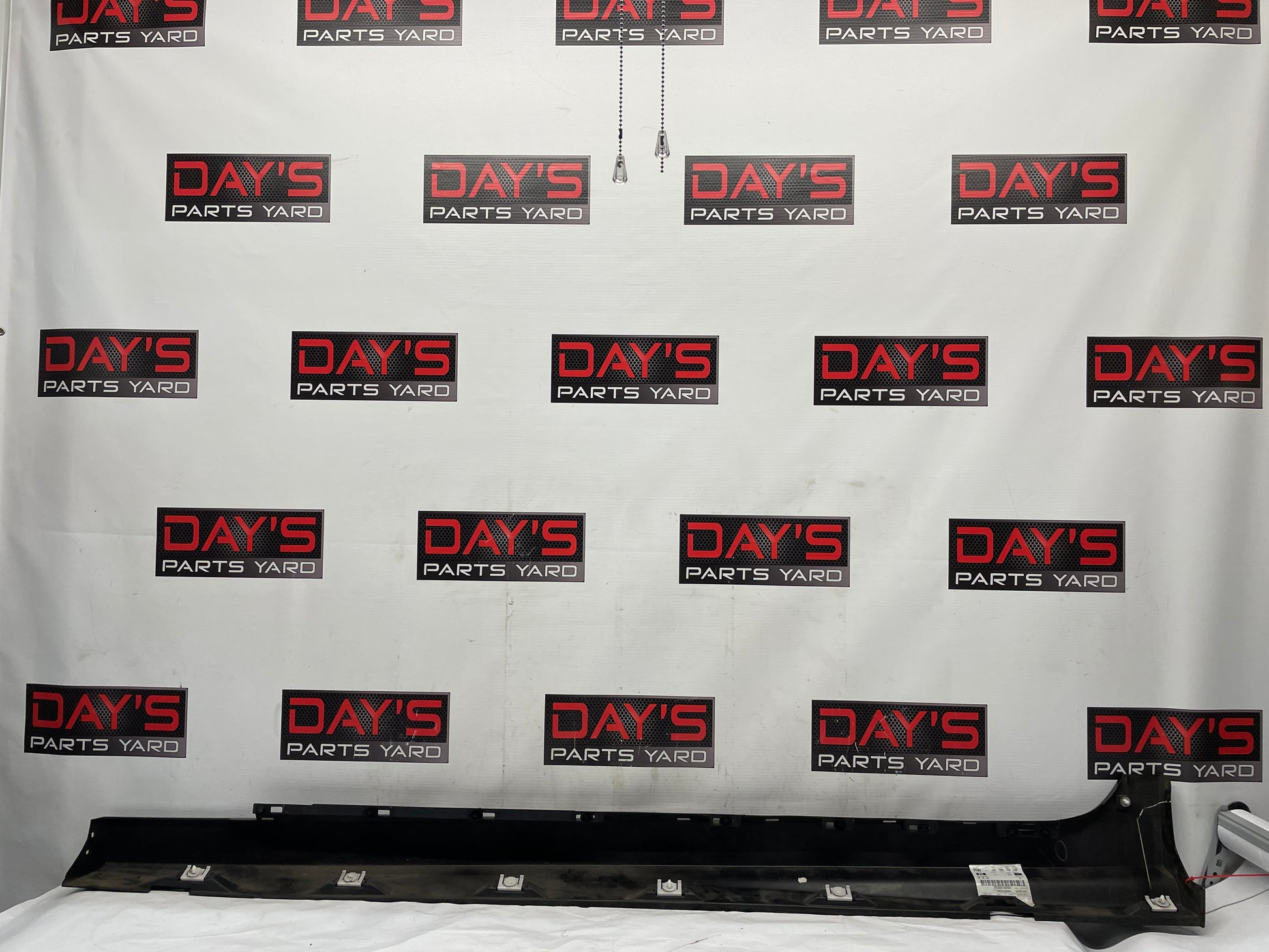 2016 Chevy SS Sedan RH Passenger Rocker Molding Side Skirt Panel Trim Black OEM - Day's Parts Yard