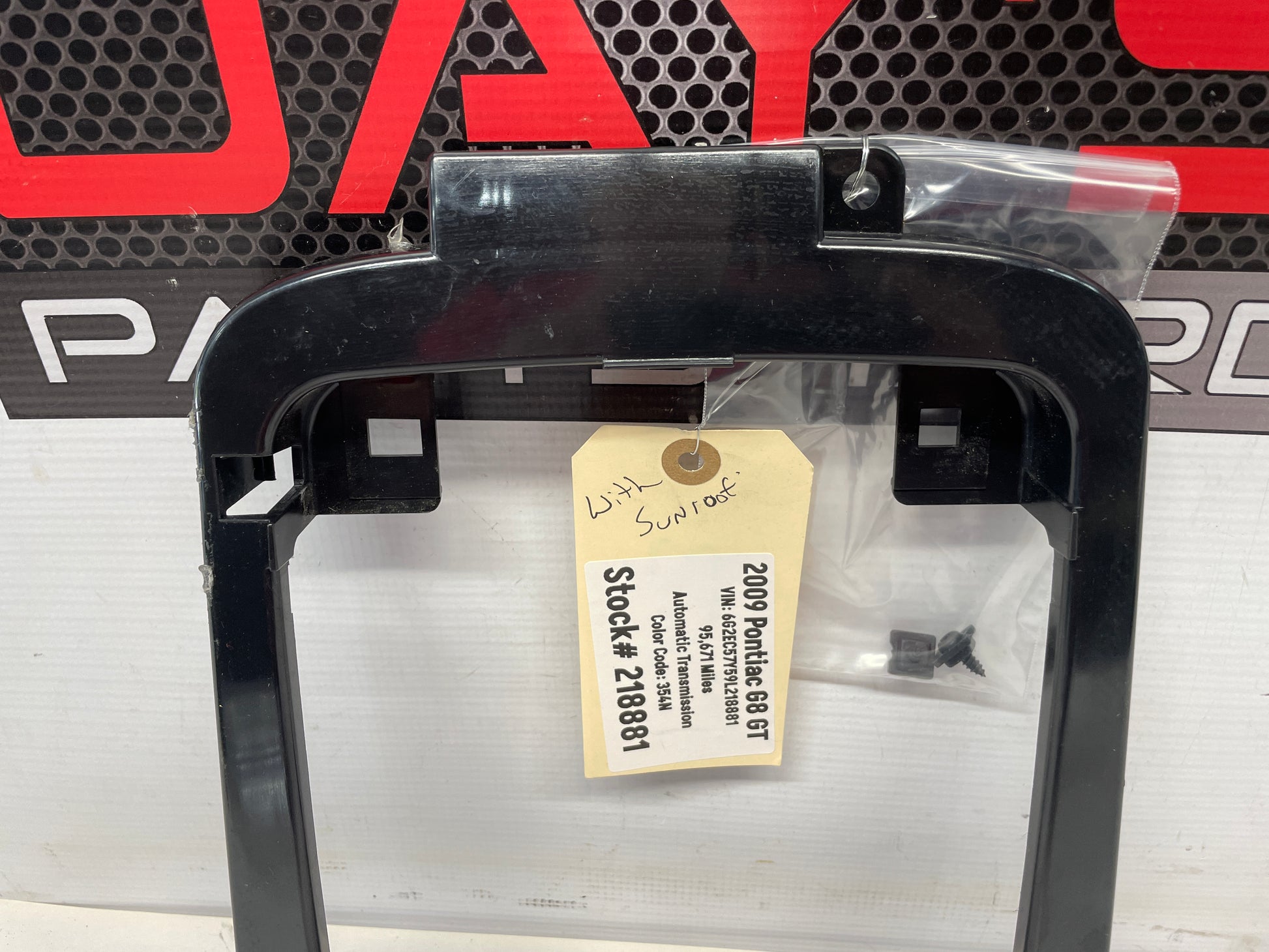 2009 Pontiac G8 GT Over Head Dome Light Frame w/ Hardware OEM - Day's Parts Yard