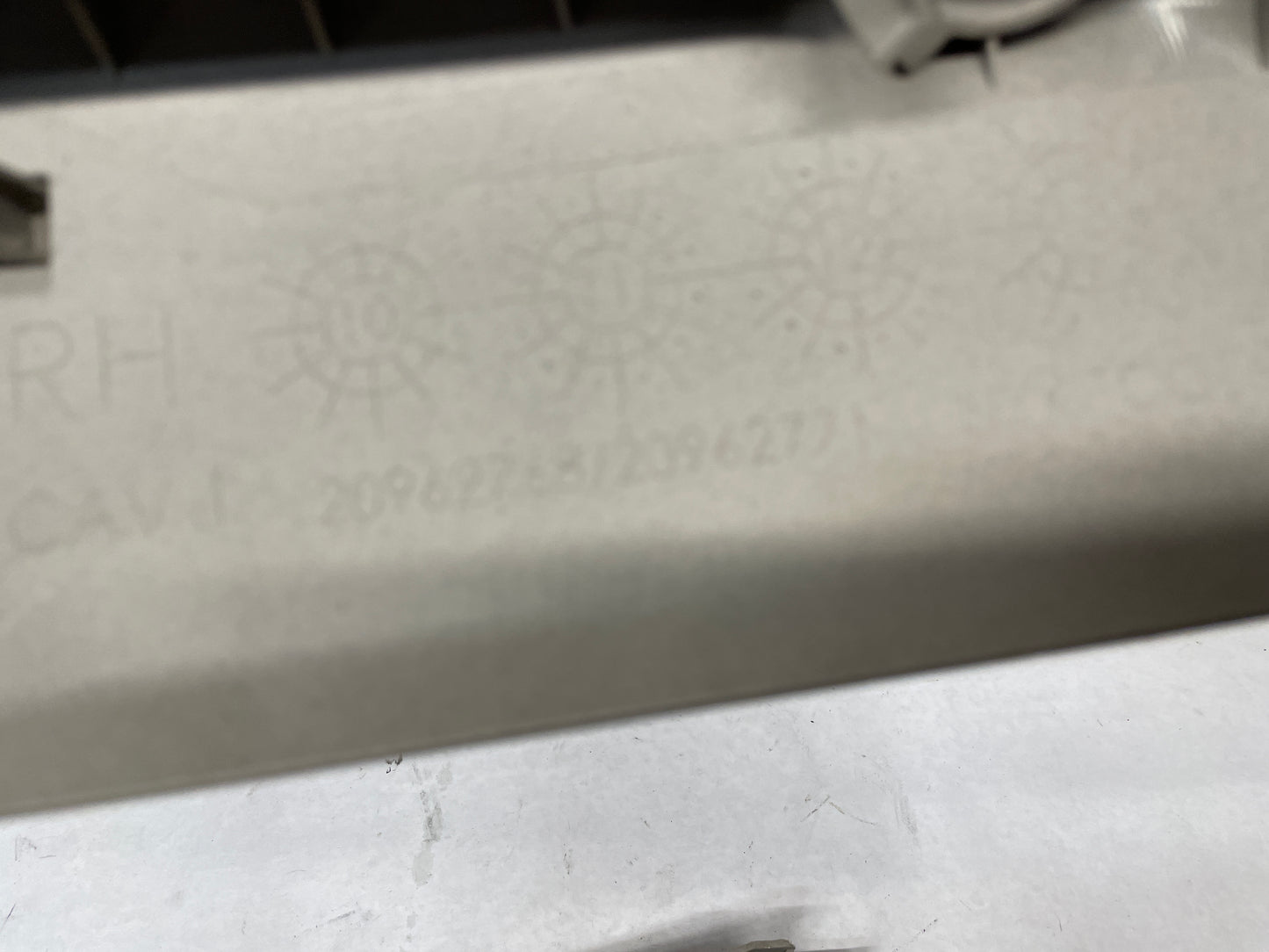 2013 GMC Sierra C1500 SLE RH & LH A Pillar Trim OEM - Day's Parts Yard