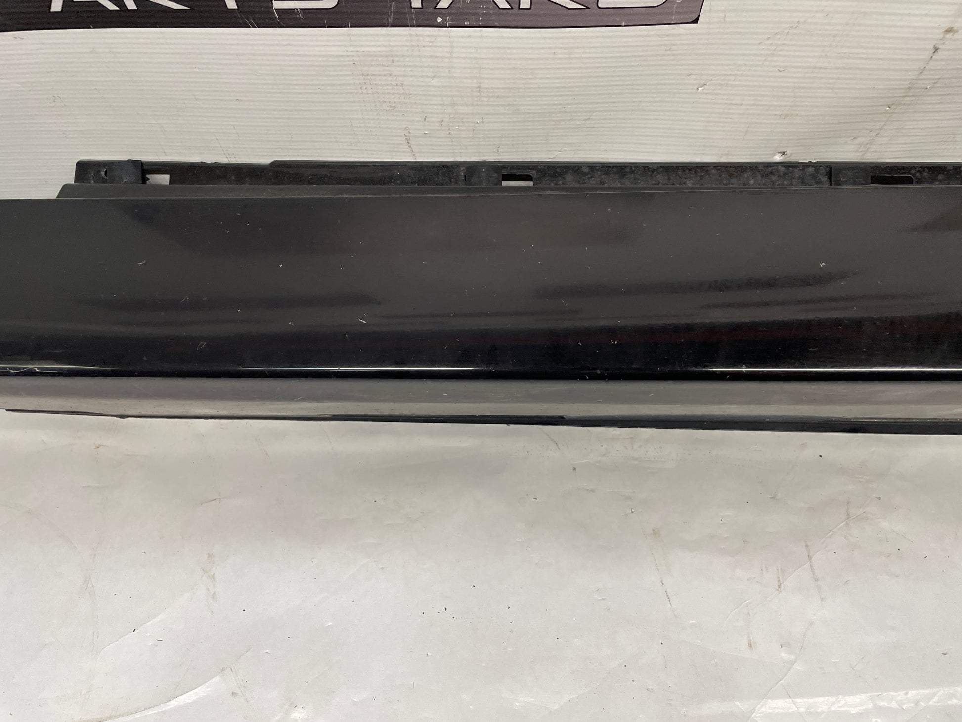 2016 Chevy SS Sedan LH Driver Rocker Molding Side Skirt Panel Trim Black OEM - Day's Parts Yard