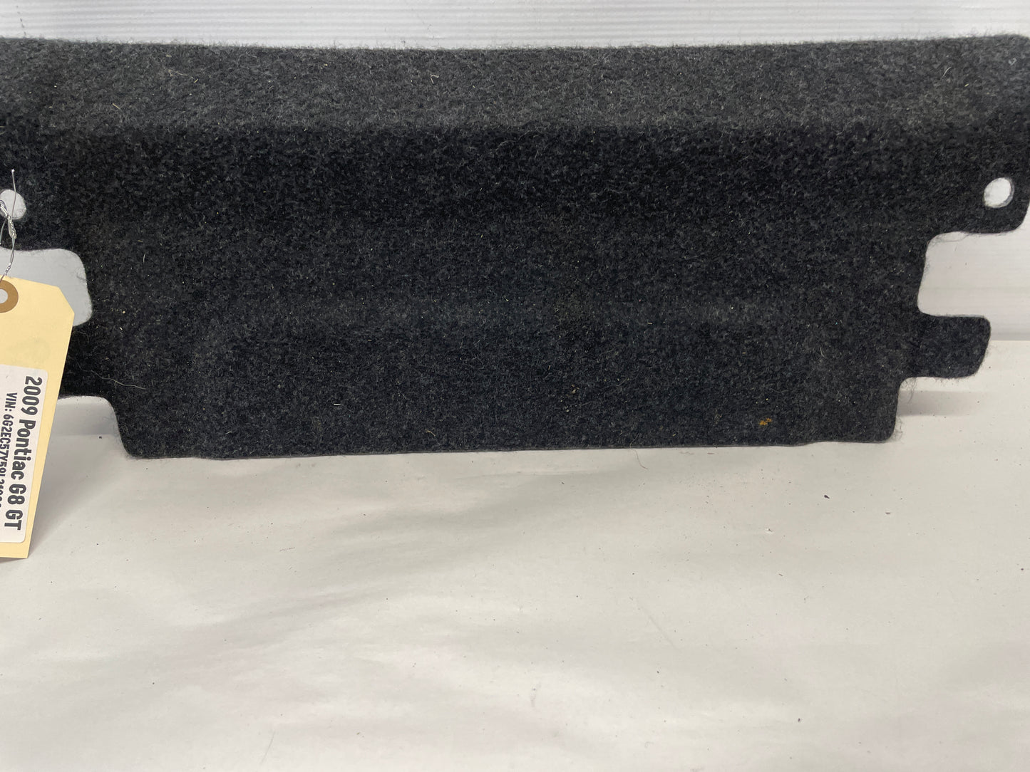 2009 Pontiac G8 GT Ski Port Felt Cover OEM - Day's Parts Yard
