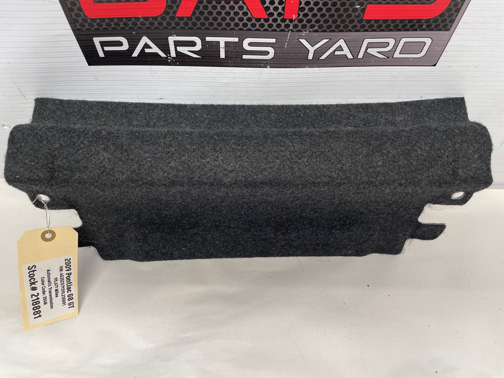 2009 Pontiac G8 GT Ski Port Felt Cover OEM - Day's Parts Yard