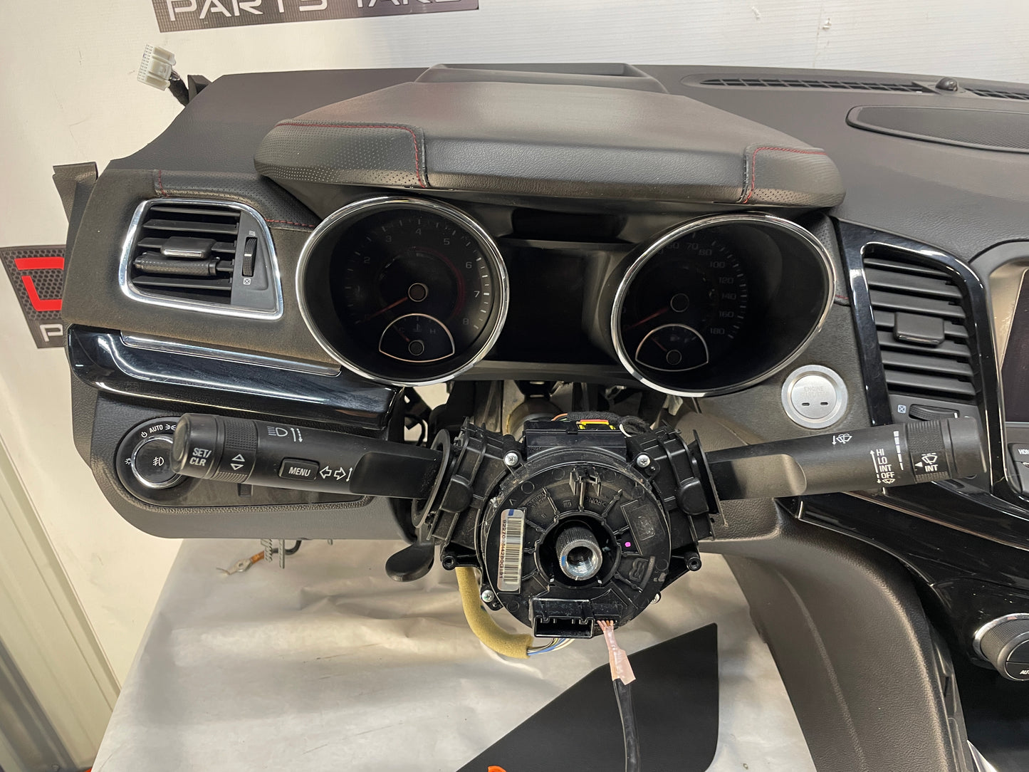 2015 Chevy SS Sedan Complete Dash & Center Console w/ Shifter OEM