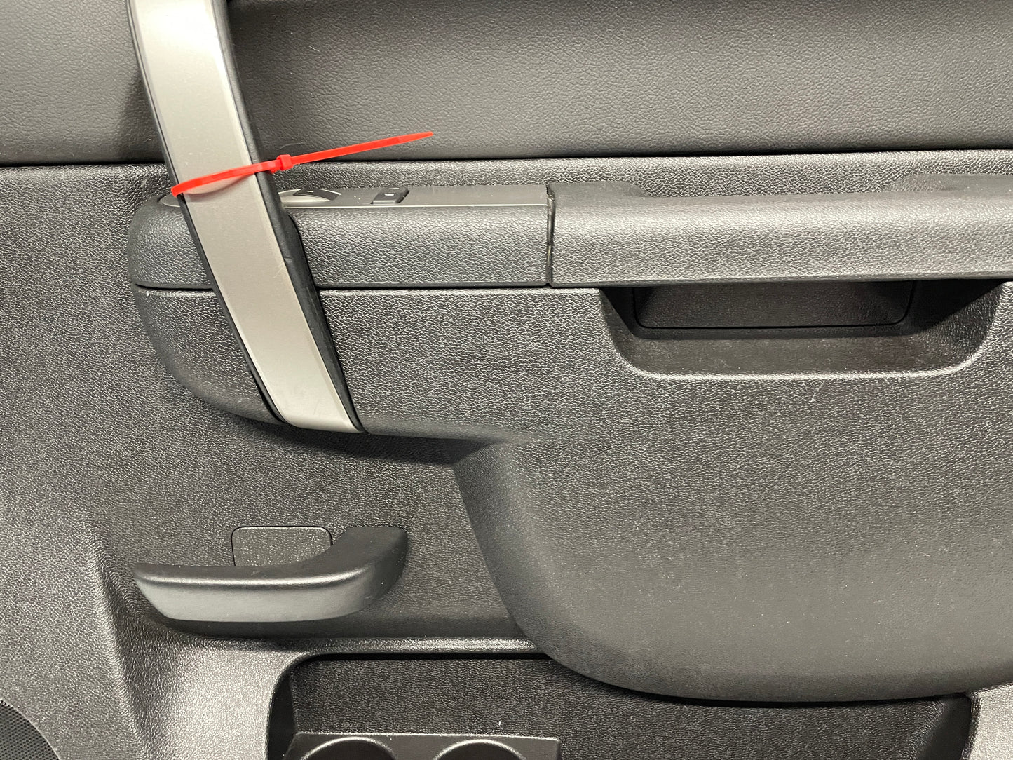 2013 GMC Sierra C1500 SLE RH Passenger Front Door Panel OEM - Day's Parts Yard