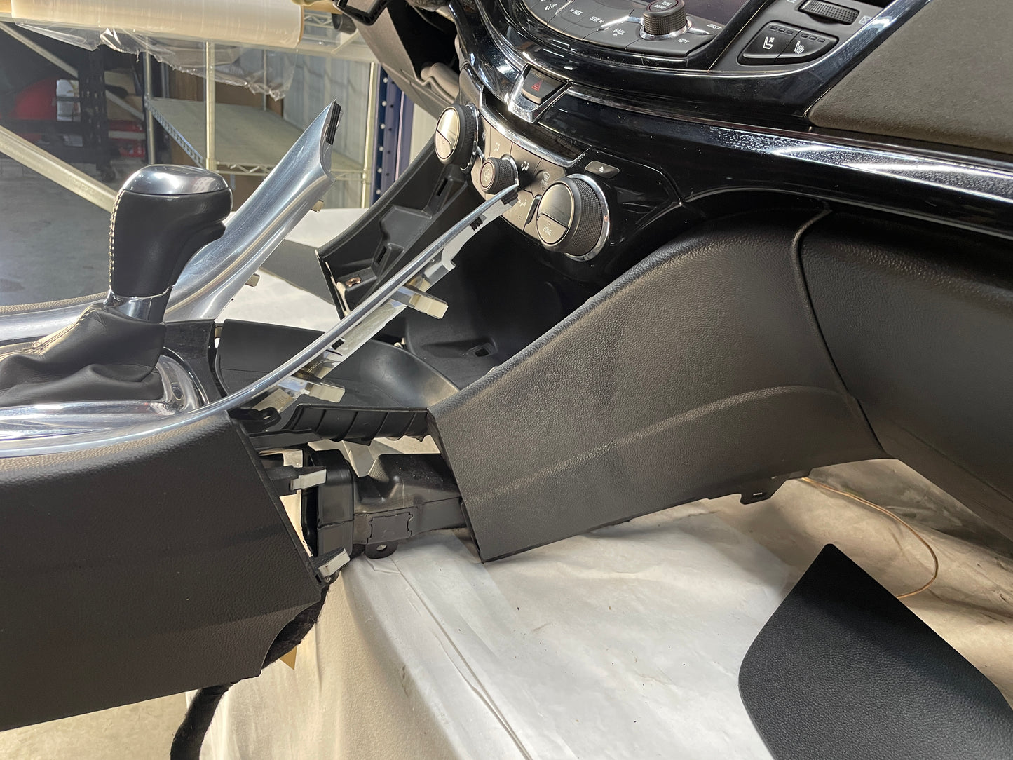 2015 Chevy SS Sedan Complete Dash & Center Console w/ Shifter OEM