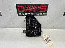2013 Chevy Caprice Engine Bay Fuse Relay Junction Box Block OEM - Day's Parts Yard