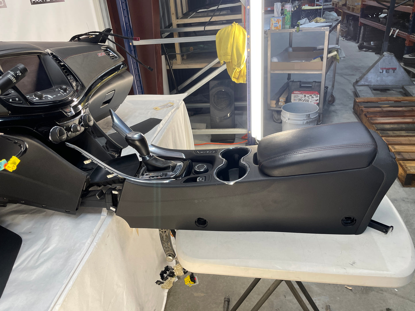 2015 Chevy SS Sedan Complete Dash & Center Console w/ Shifter OEM