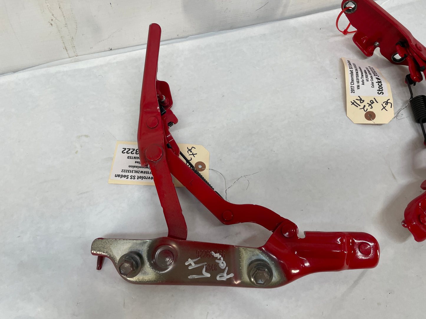 2017 Chevy SS Sedan RH & LH Trunk Hinges OEM - Day's Parts Yard