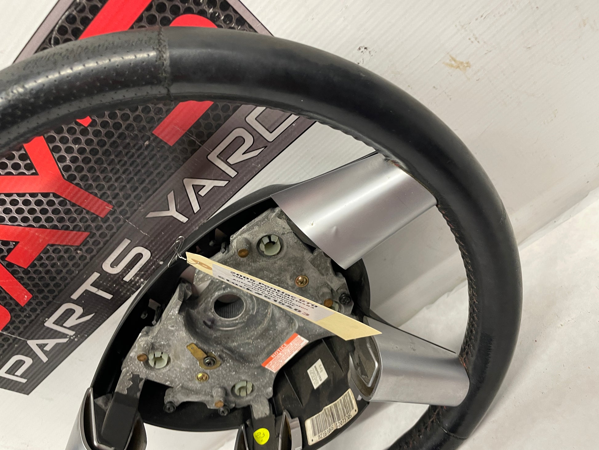 2006 Pontiac GTO Steering Wheel OEM - Day's Parts Yard
