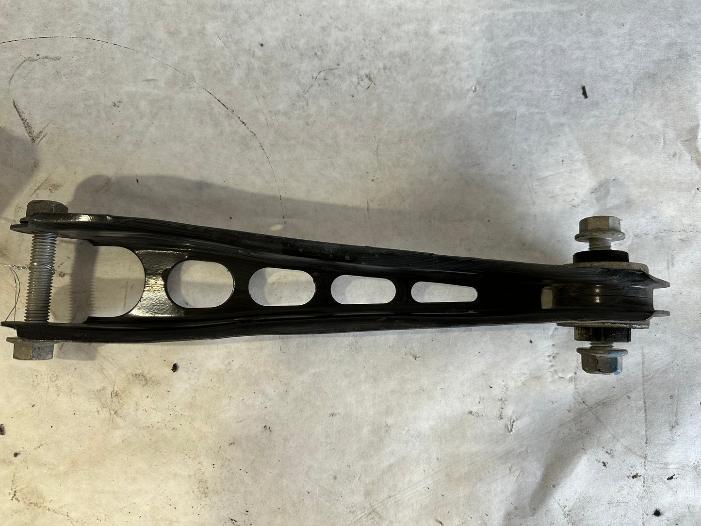 2017 Chevy Camaro ZL1 Rear LH Driver Control Arm OEM - Day's Parts Yard